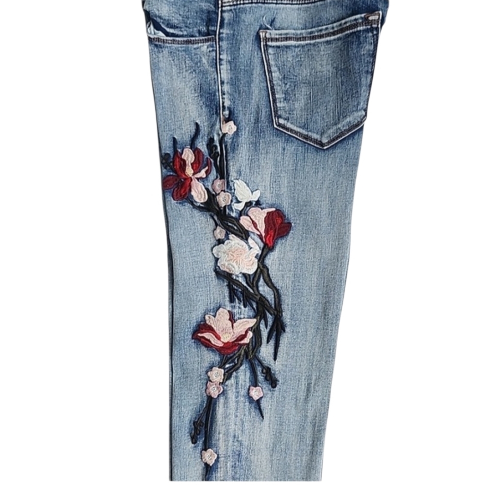 Caution To The Wind Faded Blue Emroidered Skinny Low Rise Jeans 5 Juniors